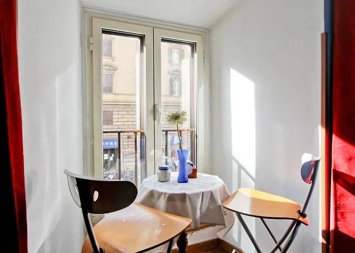 House Apartment *