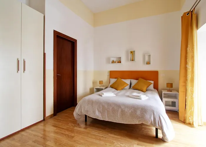House Apartment *