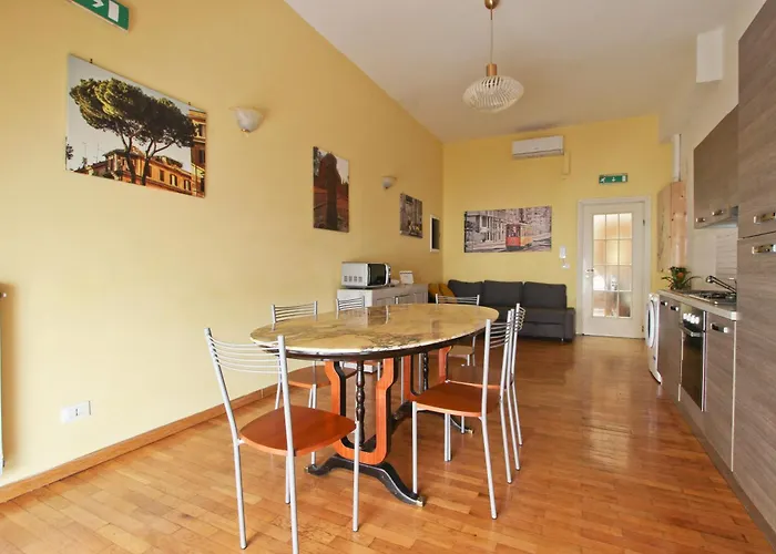 House Apartment *