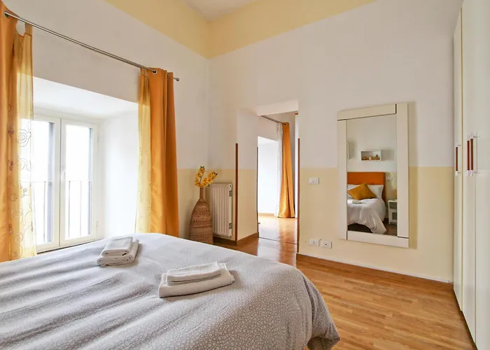 House Apartment Rom